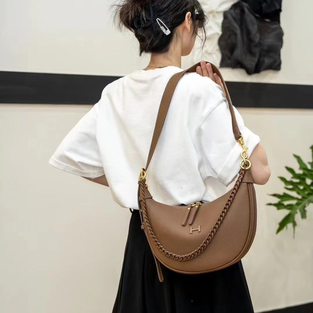 Women's Leather Underarm Fashion High Sense Chain Shoulder Bags