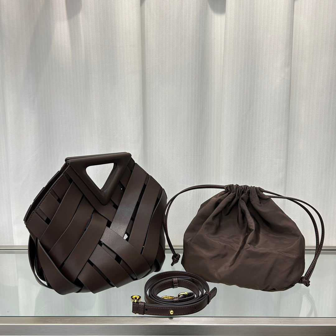 Women's Triangle Magnetic Authentic Leather Weave Hollow Crossbody Bags