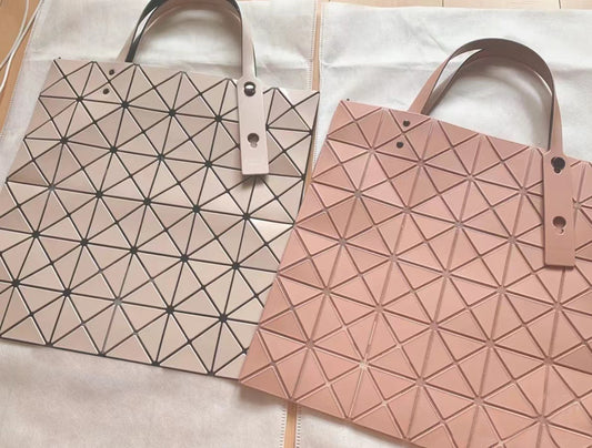 Women's Same Bottom Color Triangle Portable Underarm Handbags
