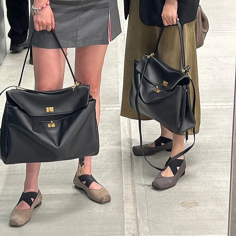 Women's Style Vintage Black Gold Large Capacity Handbags