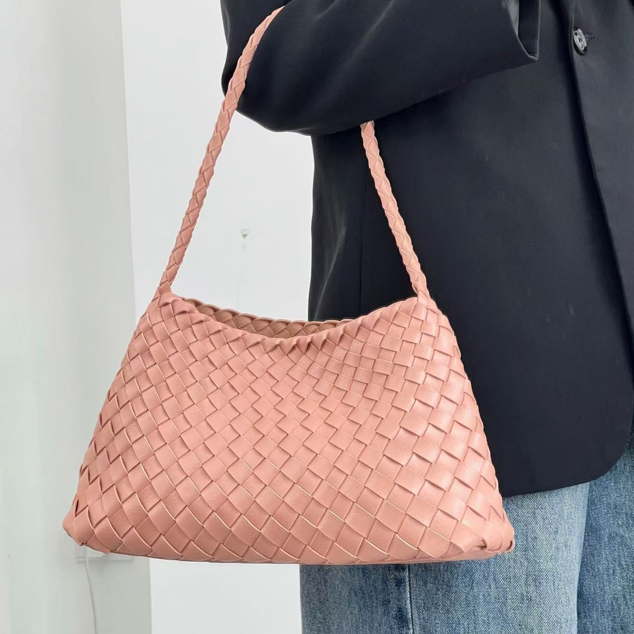 Women's Genuine Leather Hand-woven Underarm High-grade Versatile Shoulder Bags