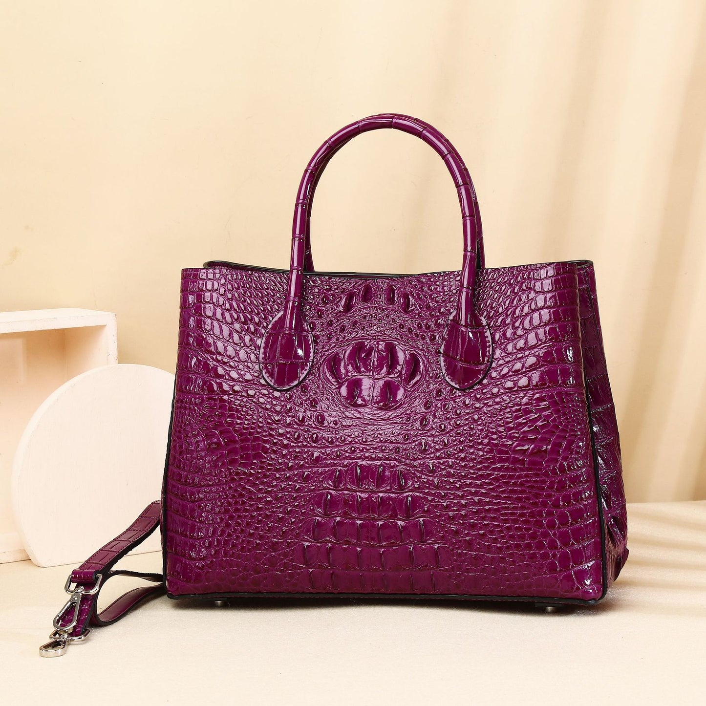 Women's Crocodile Pattern Bone Classic Lady Handbags