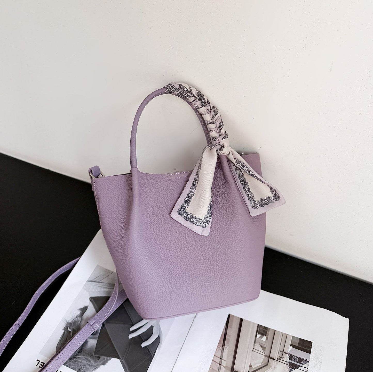 Women's First Layer Leather Large Capacity Mummy Shoulder Bags