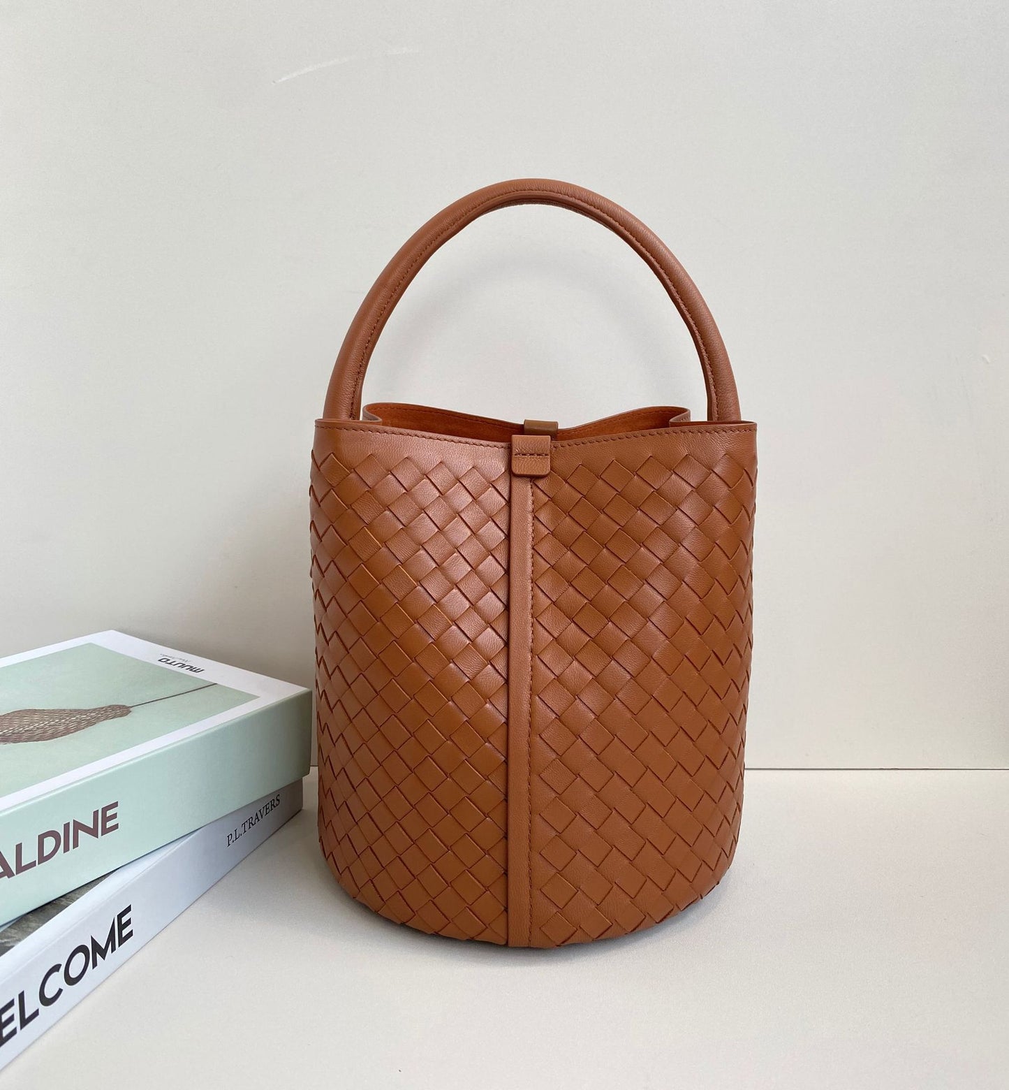 Women's Classic High-grade Genuine Leather Weaving Handbags