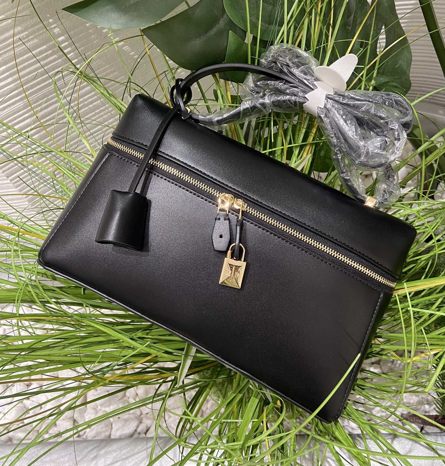 Women's Underarm Plain Cowhide Lunch Box Portable Crossbody Bags