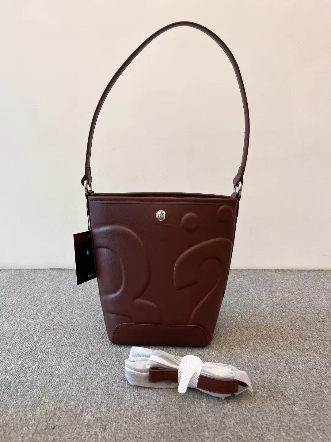 Thailand Letter Embossed Niche Fashion Portable Bucket Bags