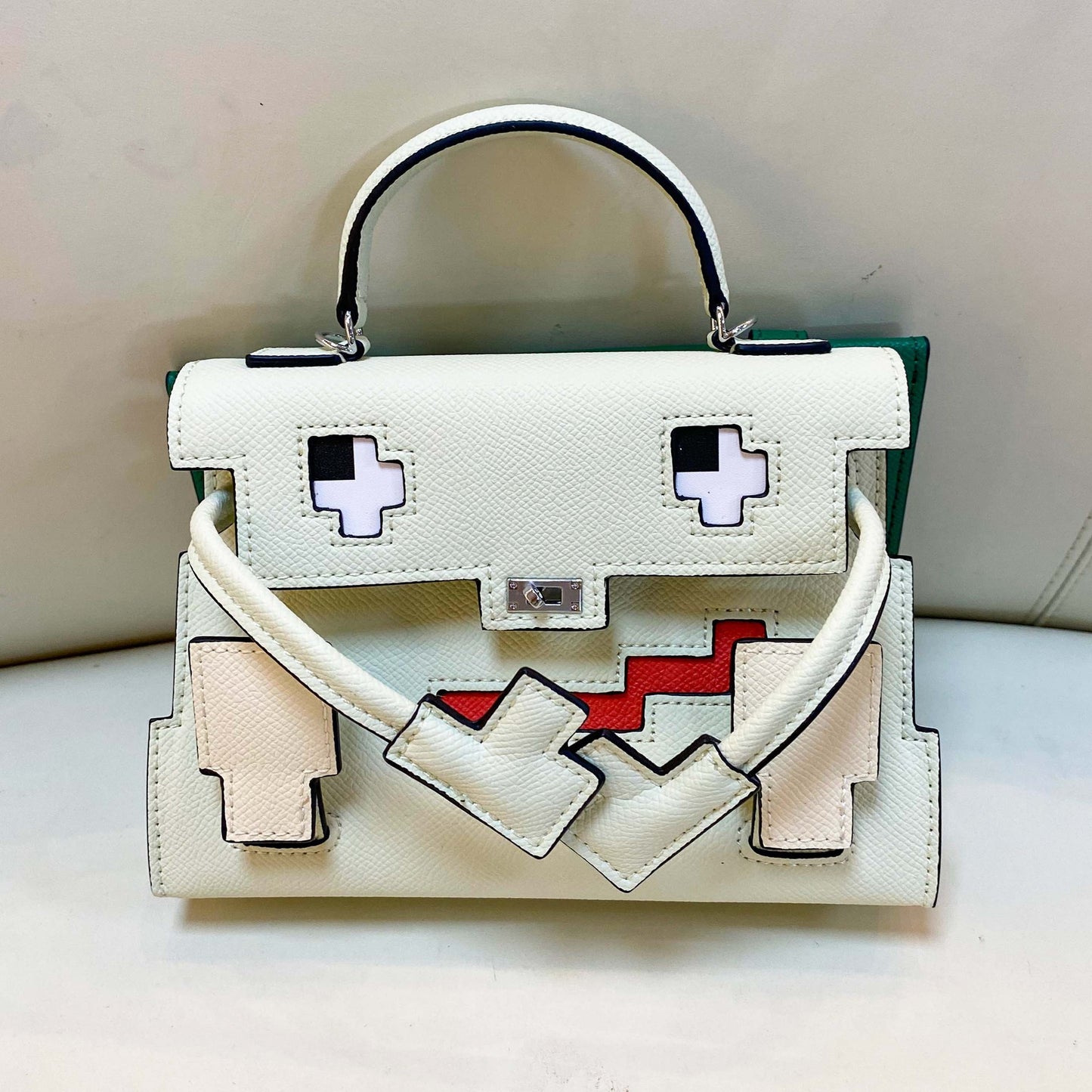 Women's Kelly Cartoon Smiling Face Mosaic Doll Crossbody Bags