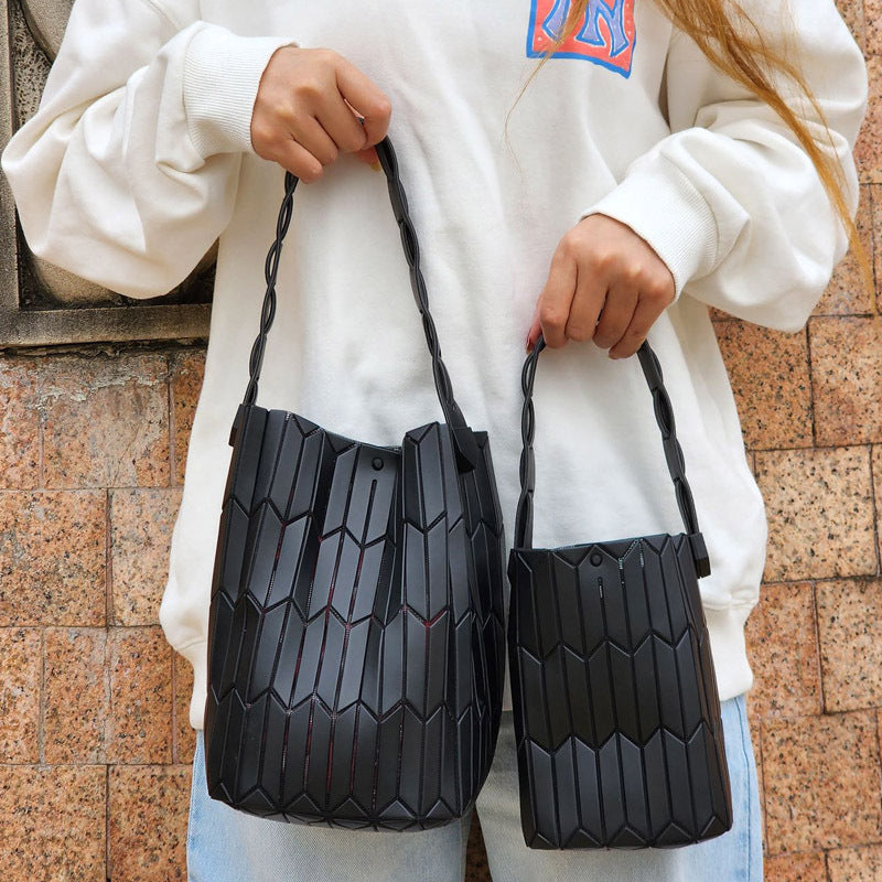 Women's Original Fashion Stitching Diamond Pattern Geometric Shoulder Bags