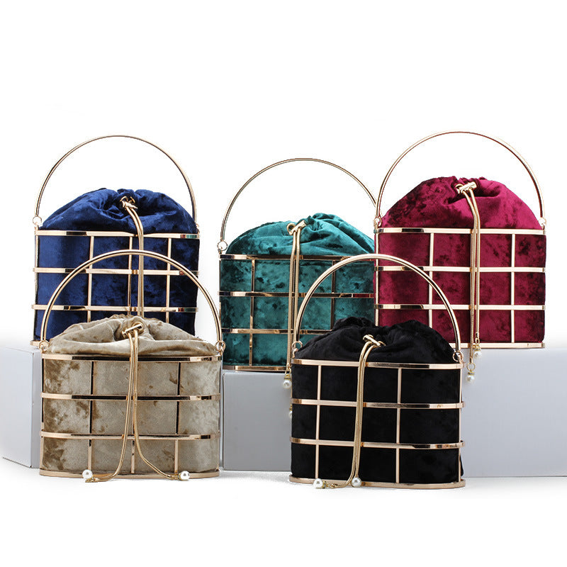 Women's Metal Hollow Hand Carrying Banquet Dress Evening Bags