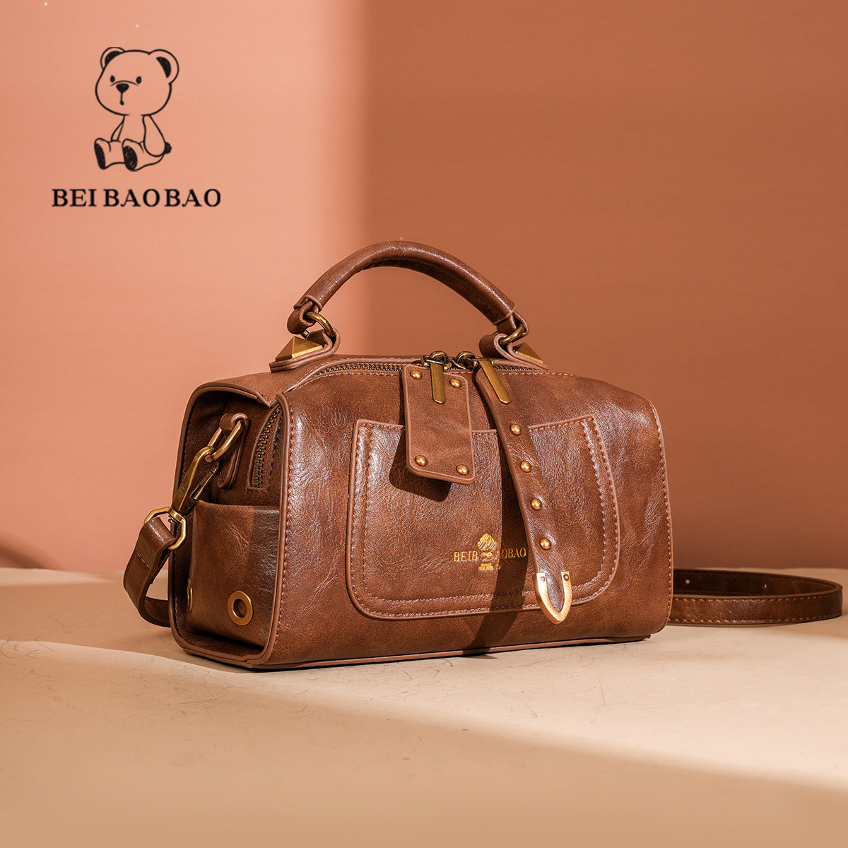 Women's Source Retro Fashion Solid Color Pillow Simple Crossbody Bags