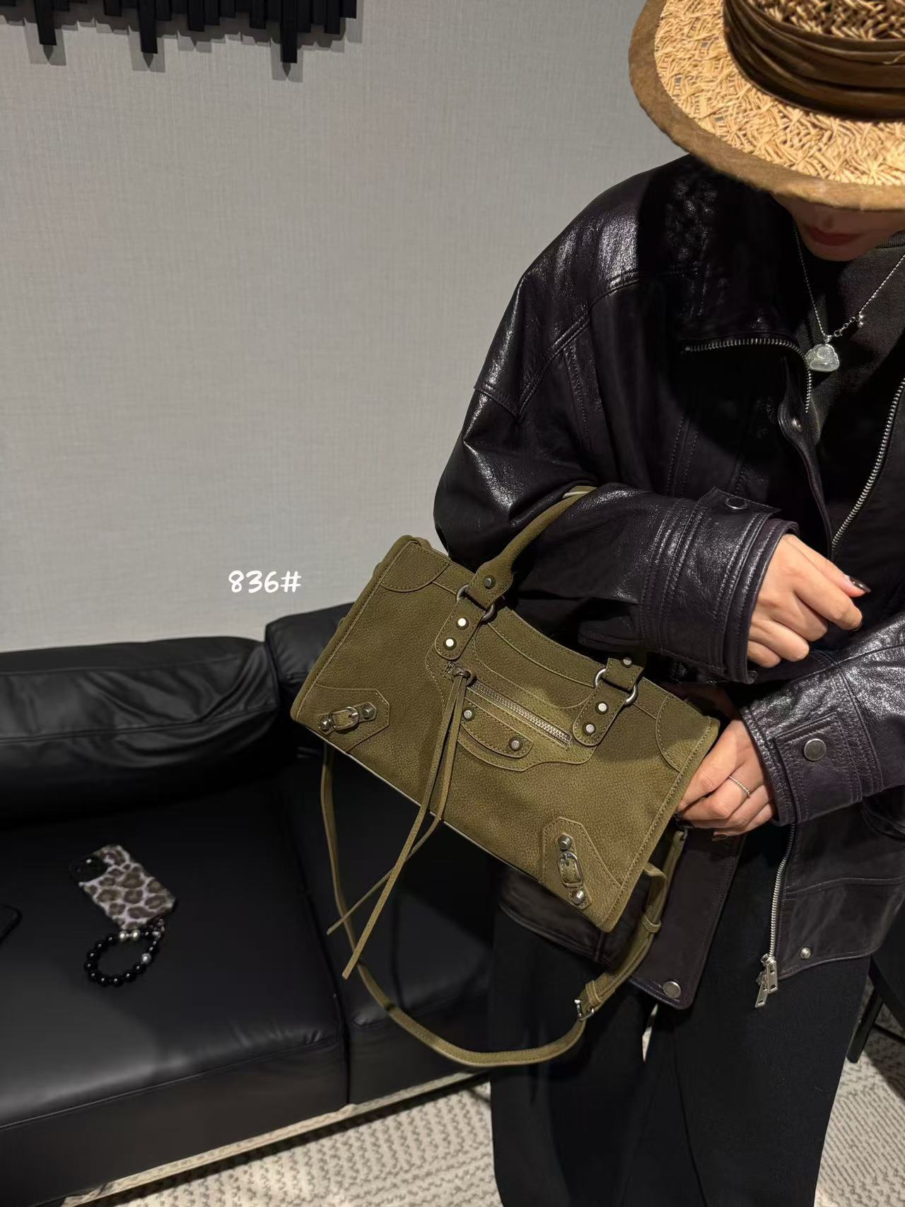 Retro Frosted Leather Motorcycle Female Commuting Fashion Bags