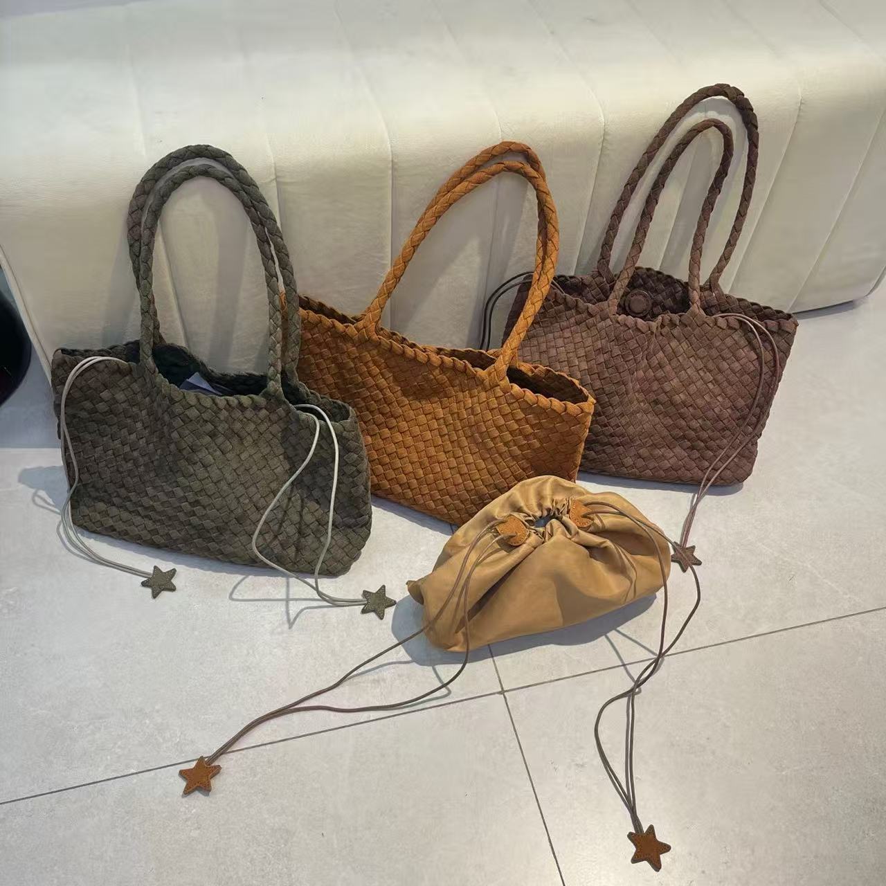 Women's Niche High-grade Frosted Hand-woven Big Portable Shoulder Bags