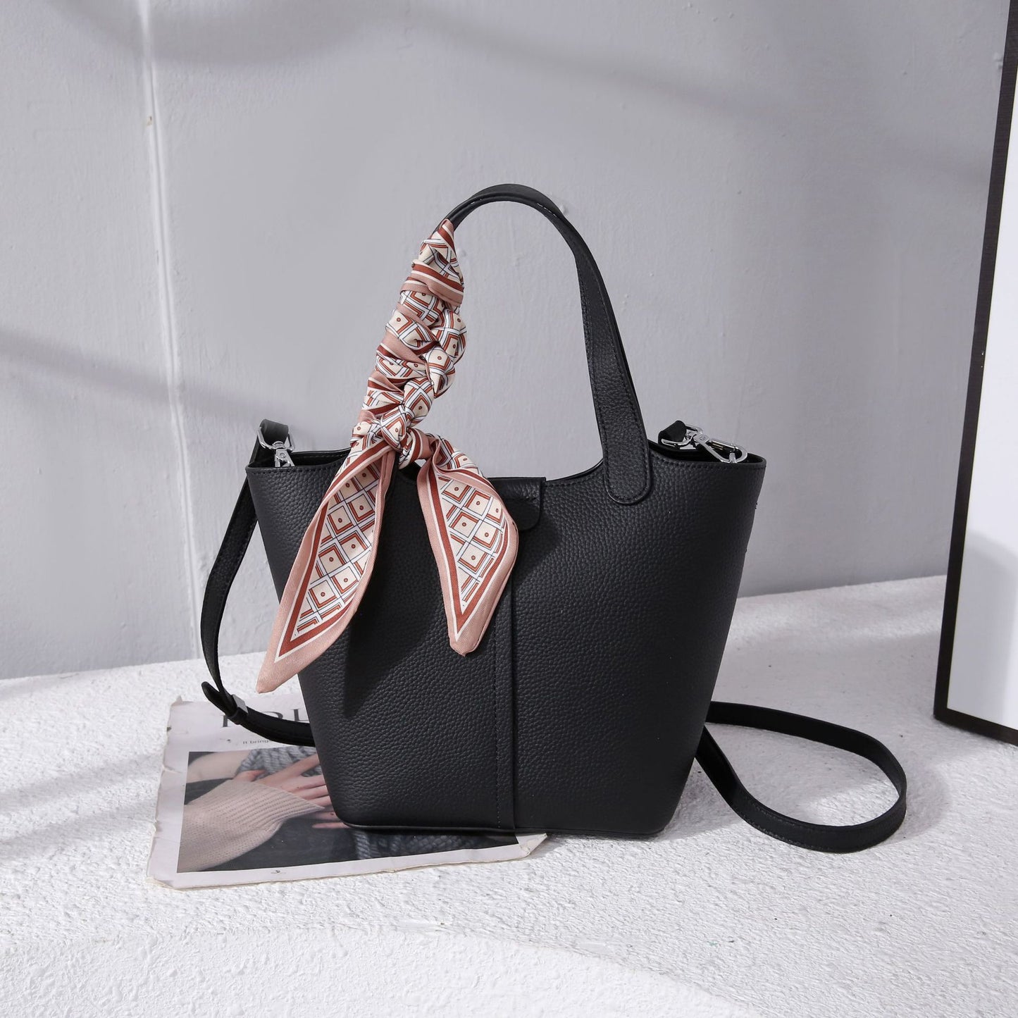 Women's Cowhide Single Lady's Fashion Large Capacity Shoulder Bags