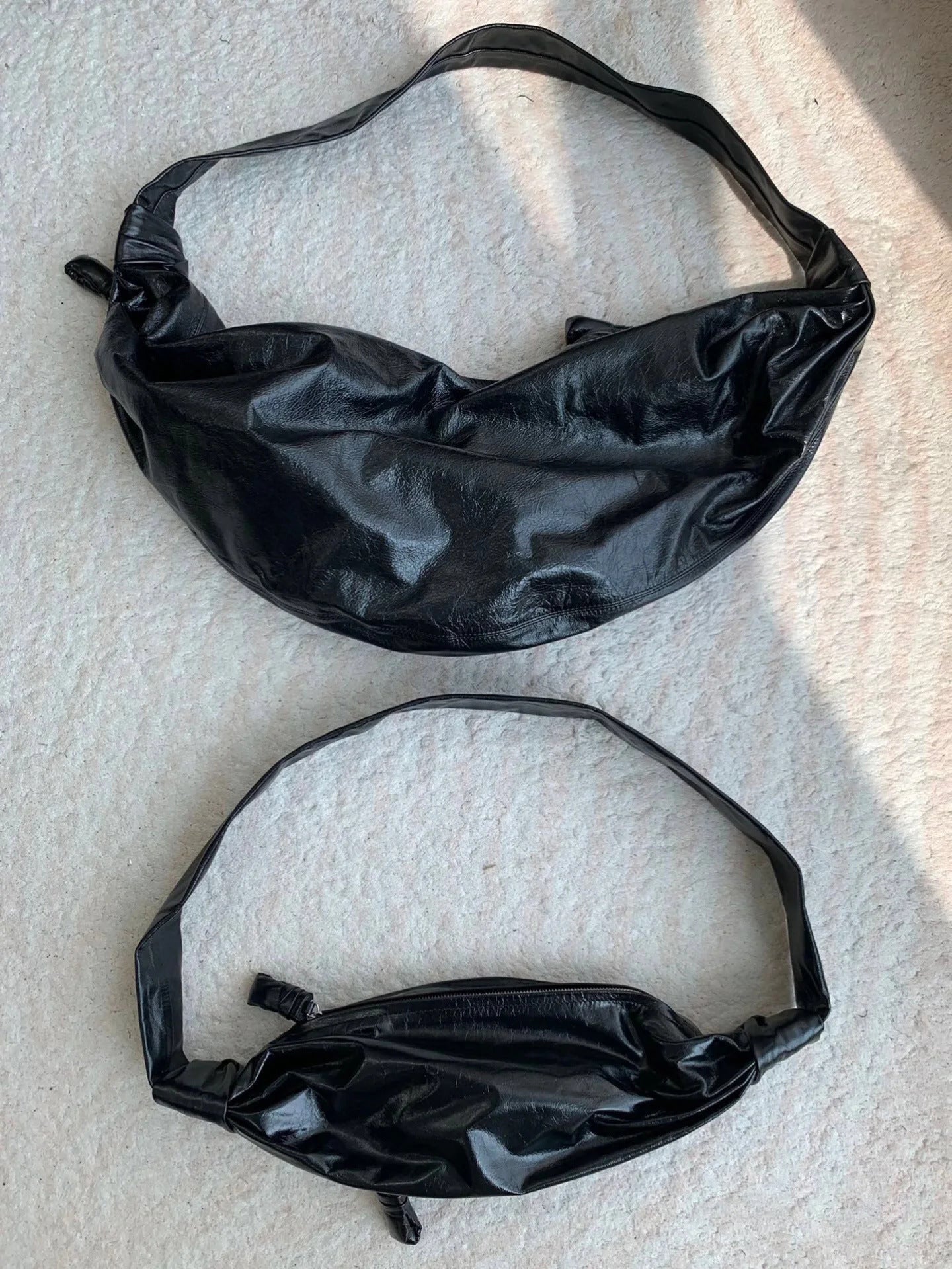 Women's Croissant Commute Design Oil Wax Bags