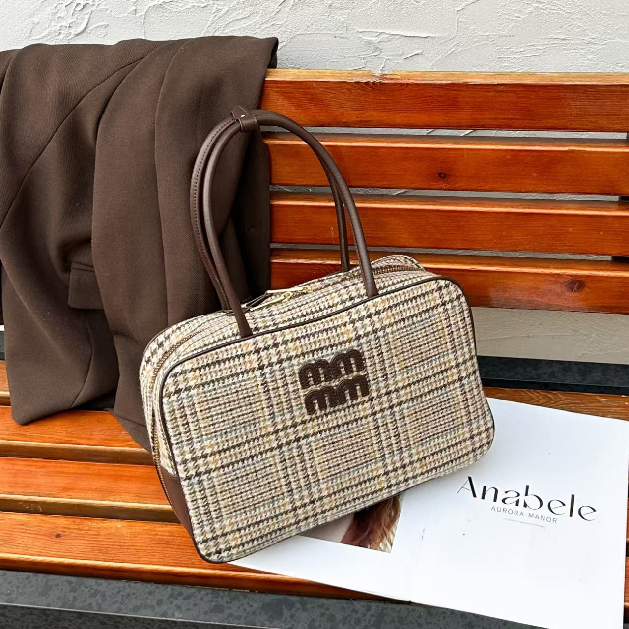 Unique Design Large Capacity Retro Elegant Bags