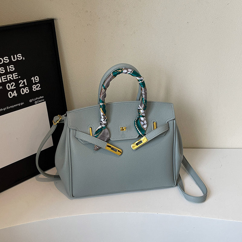 Comfortable Women's Large Capacity Fashionable High-grade Handbags