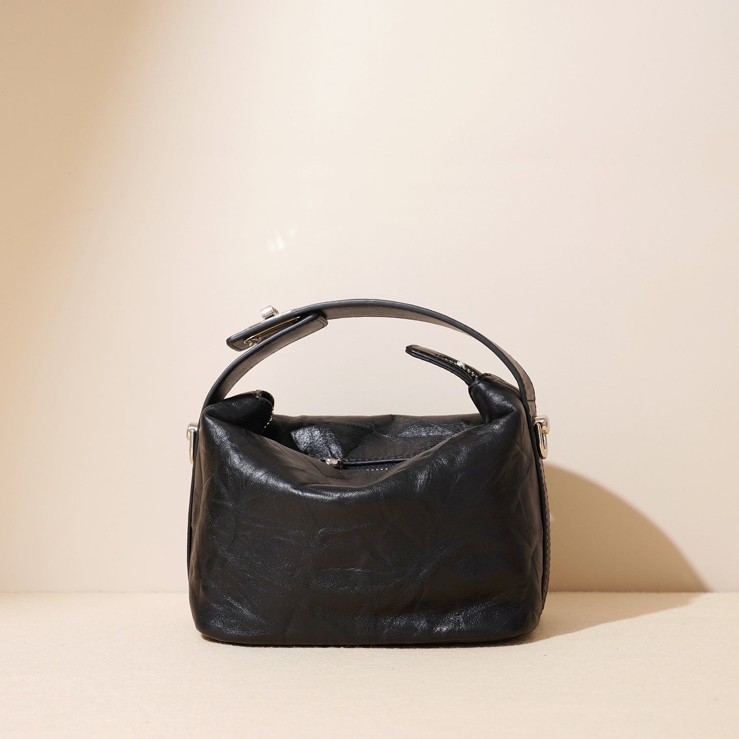 Women's Niche Leather Lunch Box Vintage Handbags