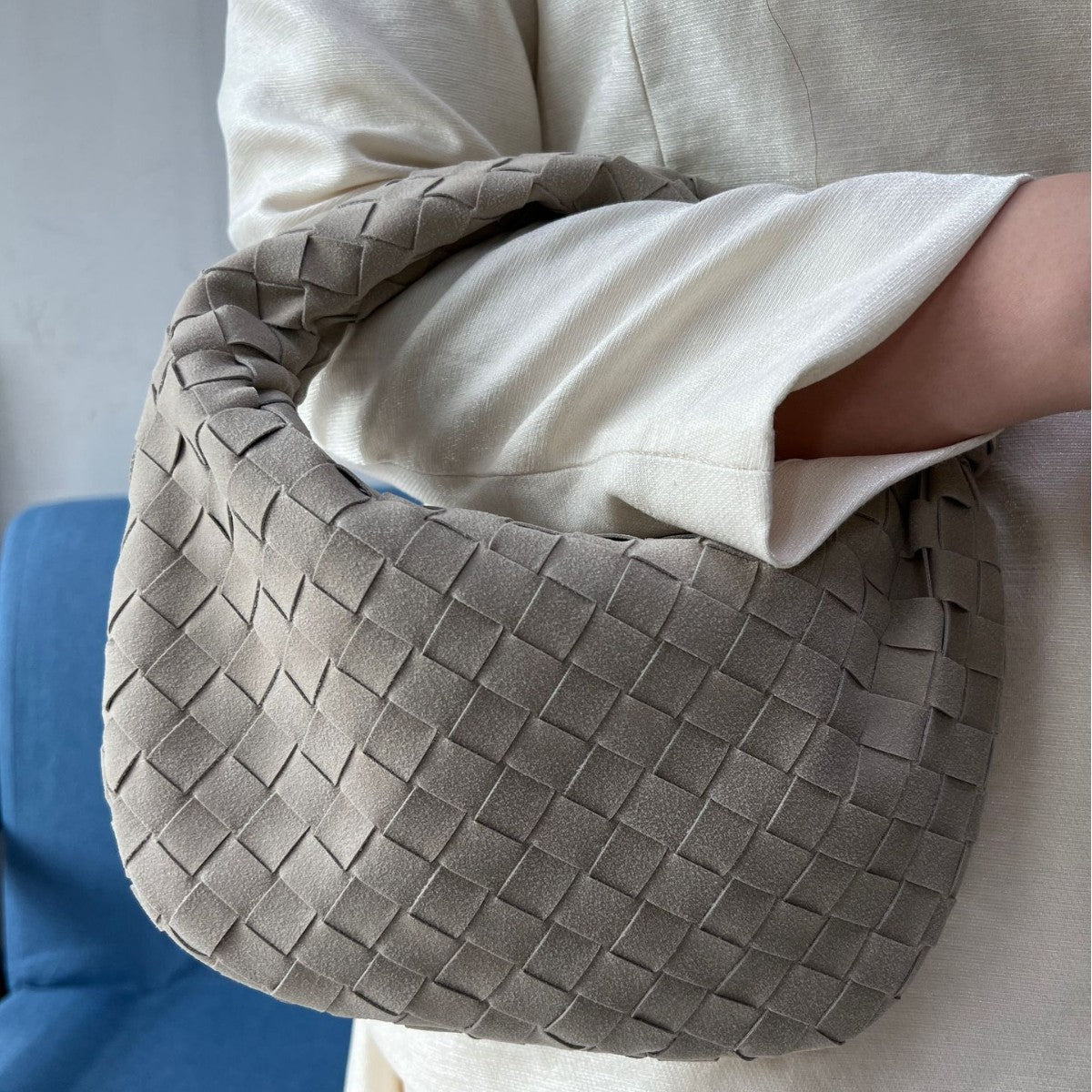Women's Size Frosted Woven Croissant Price Shoulder Bags