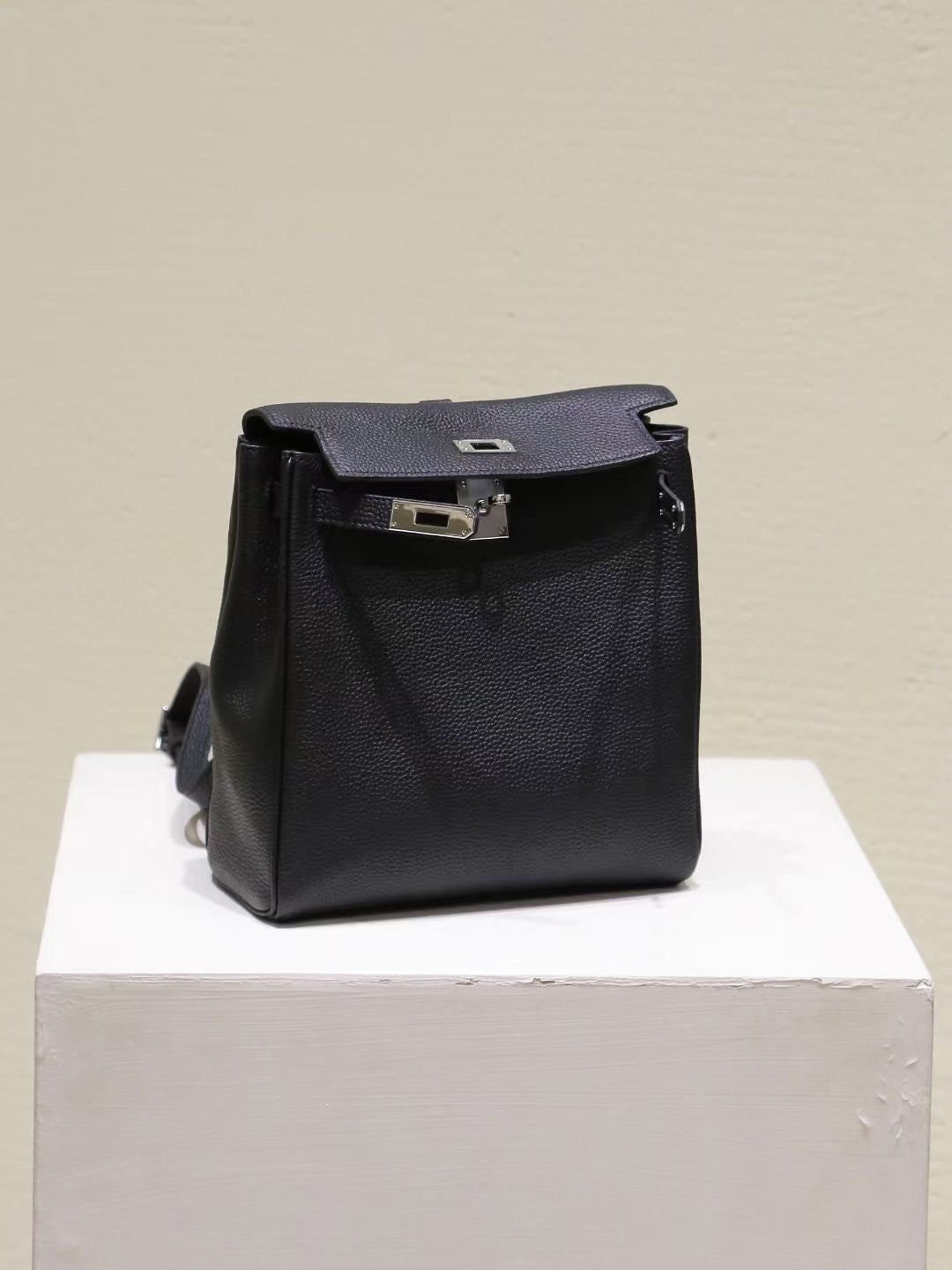 Women's Kelly Genuine Leather Commute Fashion Bags