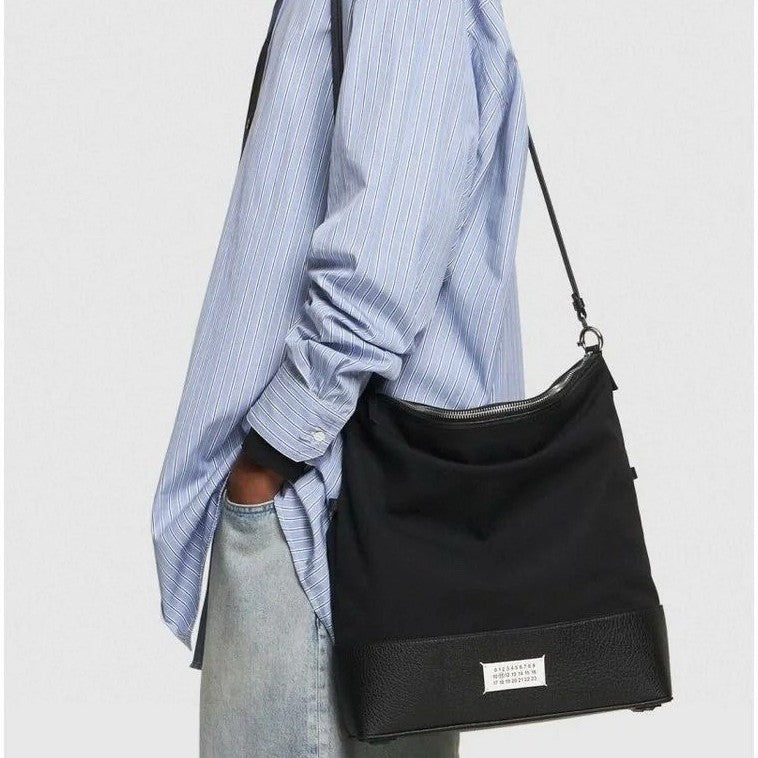 Pretty Tiding Leather Stitching Canvas Simple Bags