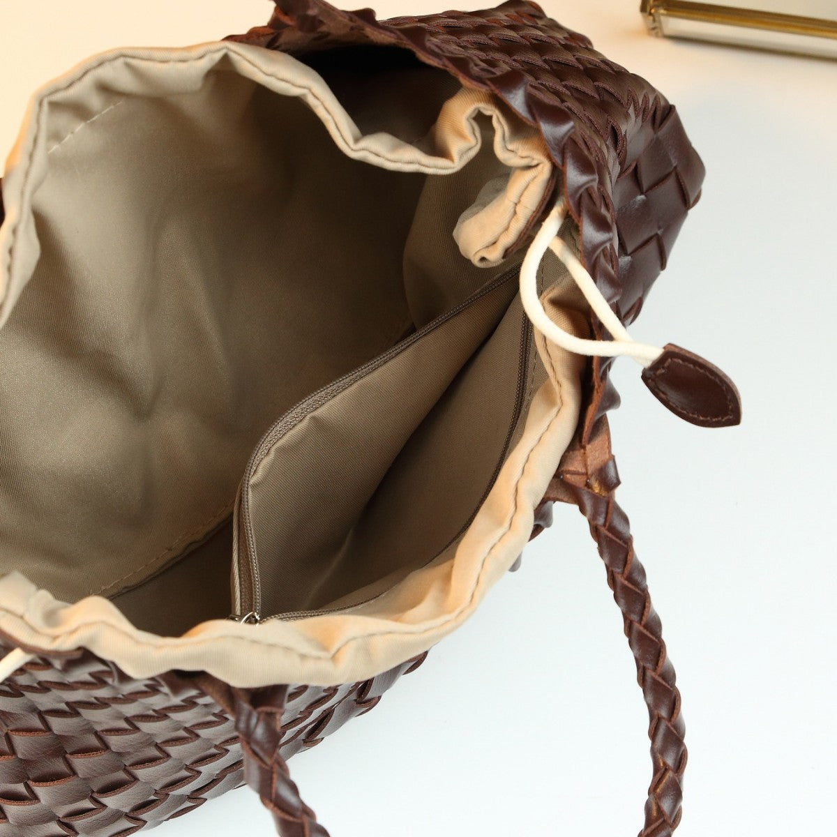 Luxury Minority Hand-woven Shell Large Capacity Handbags