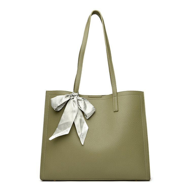 Wind Female Large Capacity Fashion Commute Handbags