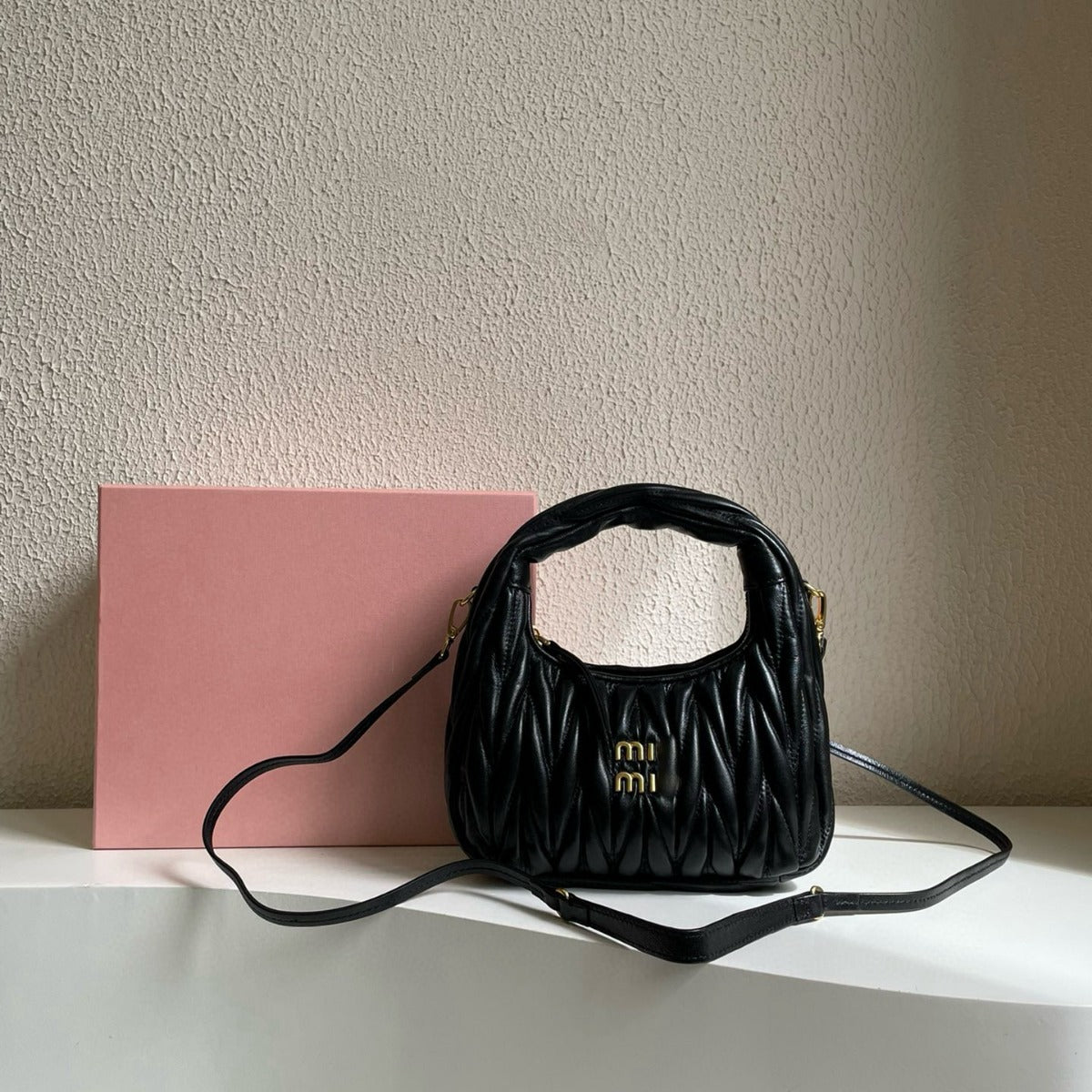 Classy Sheepskin Underarm Pleated Diamond Pattern Crossbody Bags