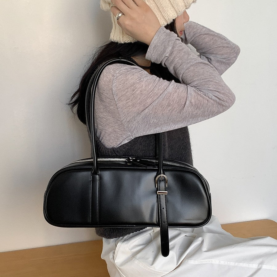 Women's High-grade Shaping Baguette Trendy Western Style Shoulder Bags