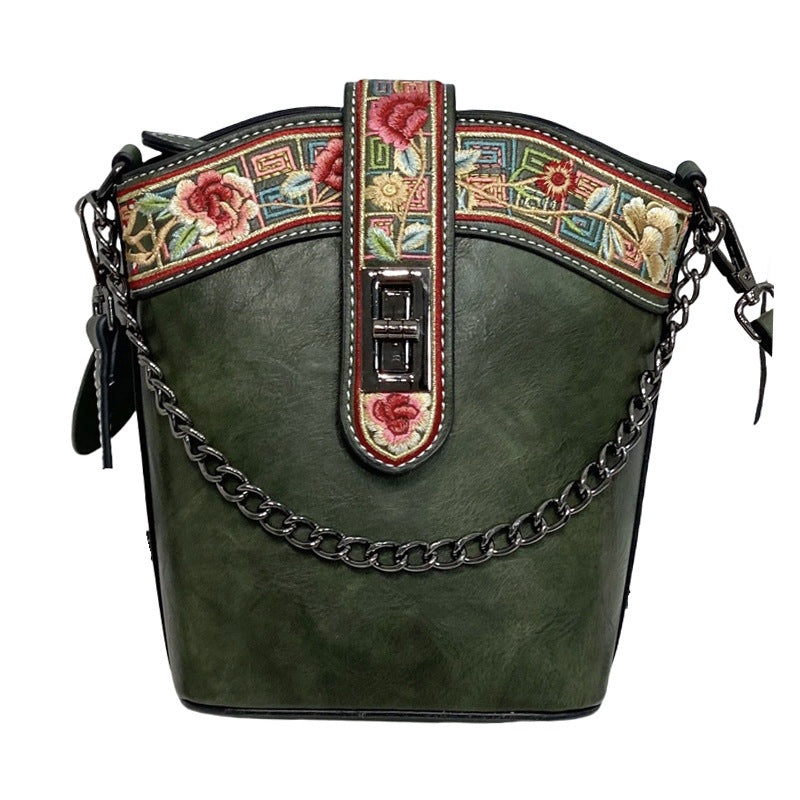 Women's Retro Chinese Style Embroidery With Cheongsam Shoulder Bags