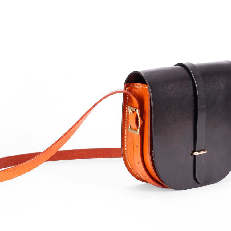 Women's Batch Retro Saddle Genuine Leather Fashion Crossbody Bags