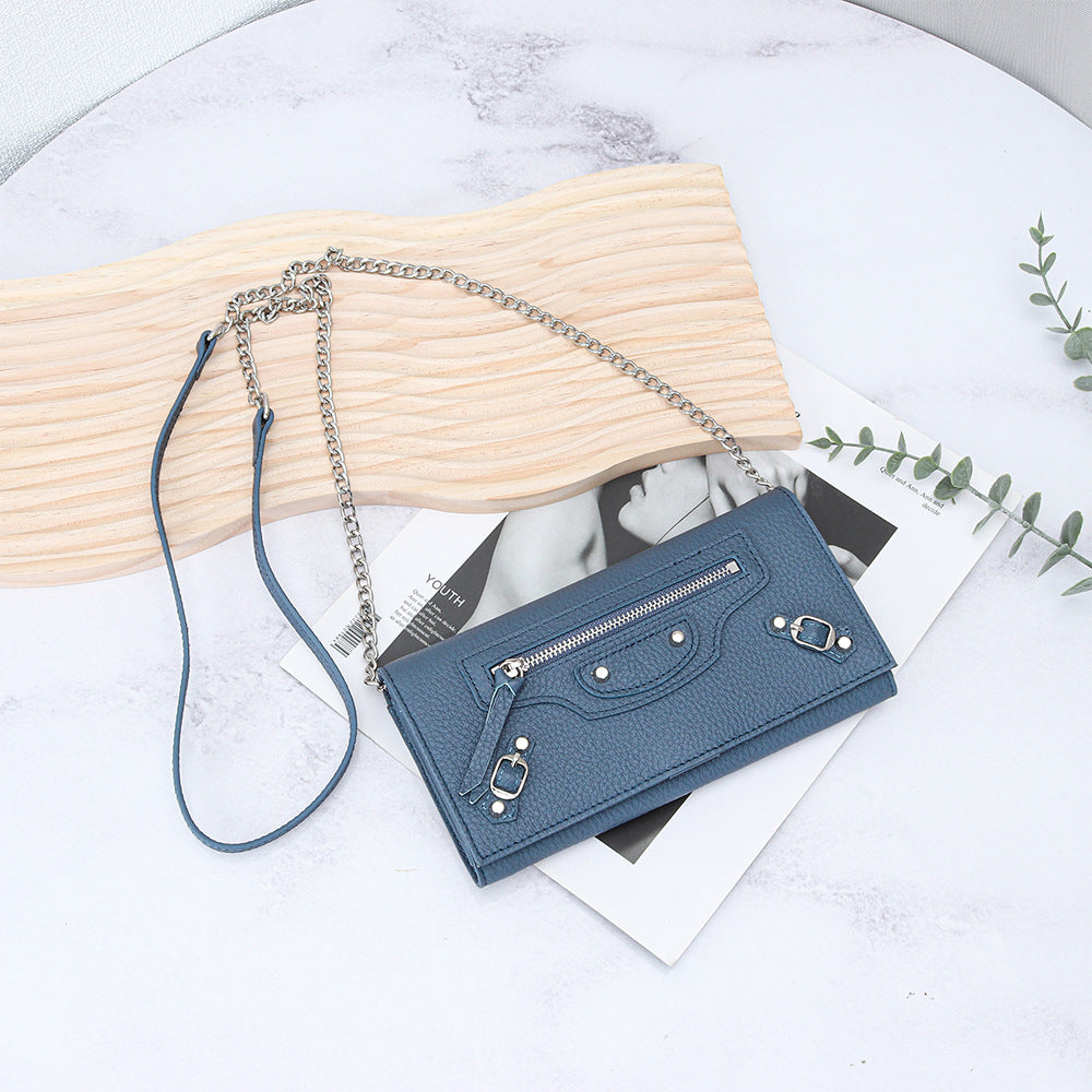 Women's First Layer Cowhide Motorcycle Rivet Chain Light Crossbody Bags