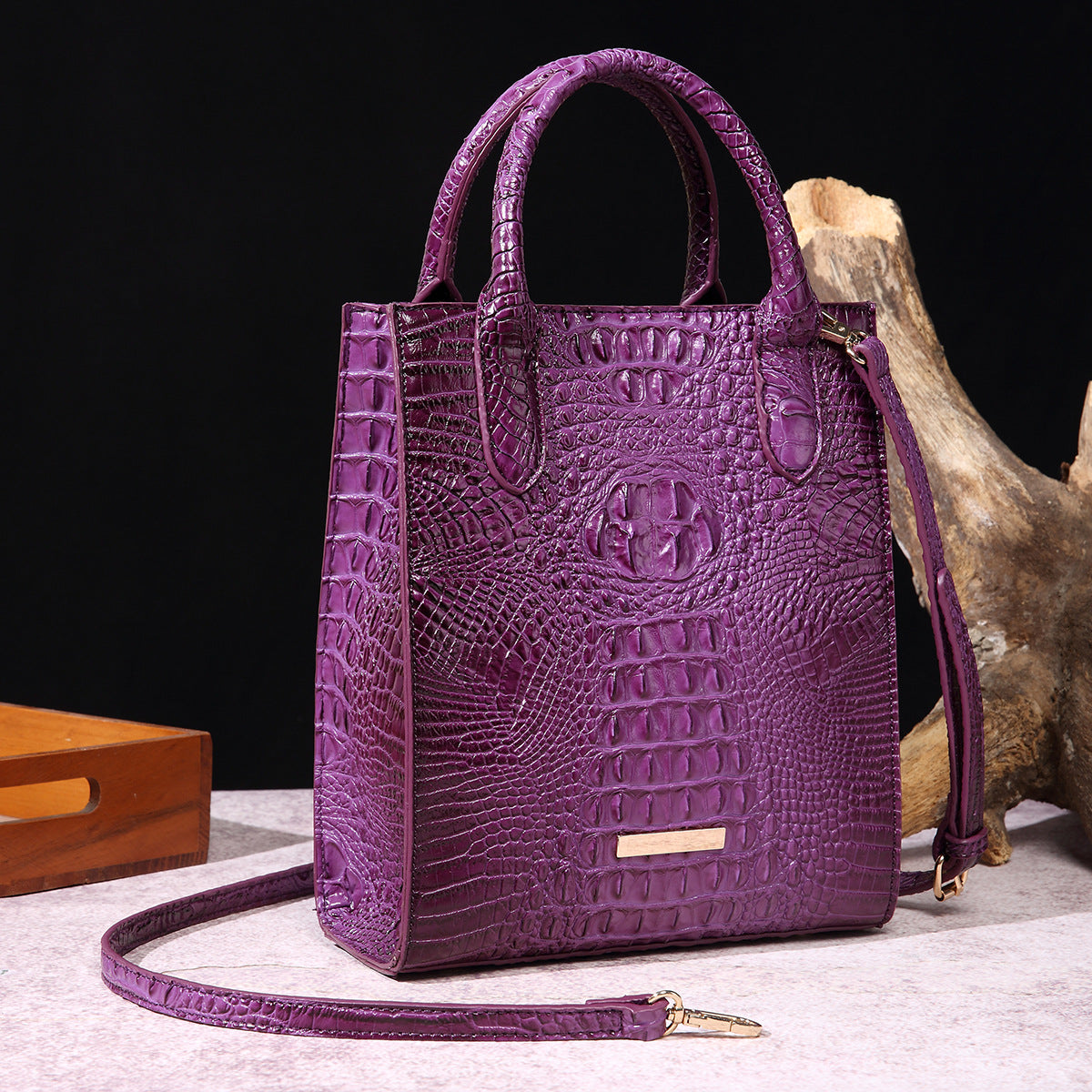 Women's Retro Hand-held Brahmin Crocodile Pattern Handbags