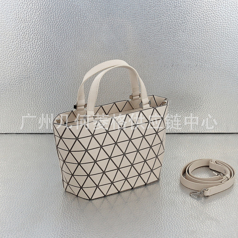 Women's Geometric Diamond Pattern Steamed Crystal Bun Crossbody Bags