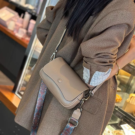 Women's Genuine Leather Retro Elegant Commute High-grade Bags