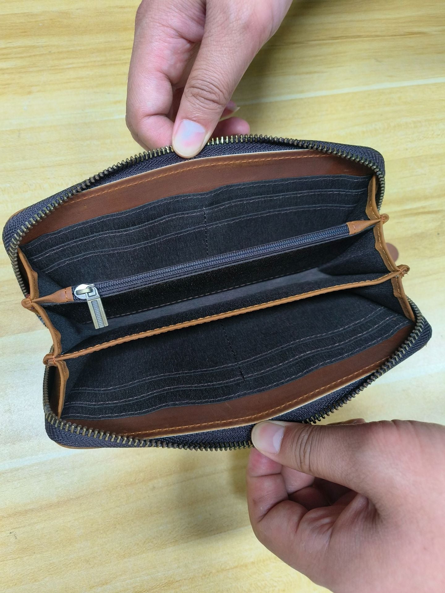 Women's & Men's & Horse Leather Long Two-fold Genuine Pure First Layer Men's Wallets