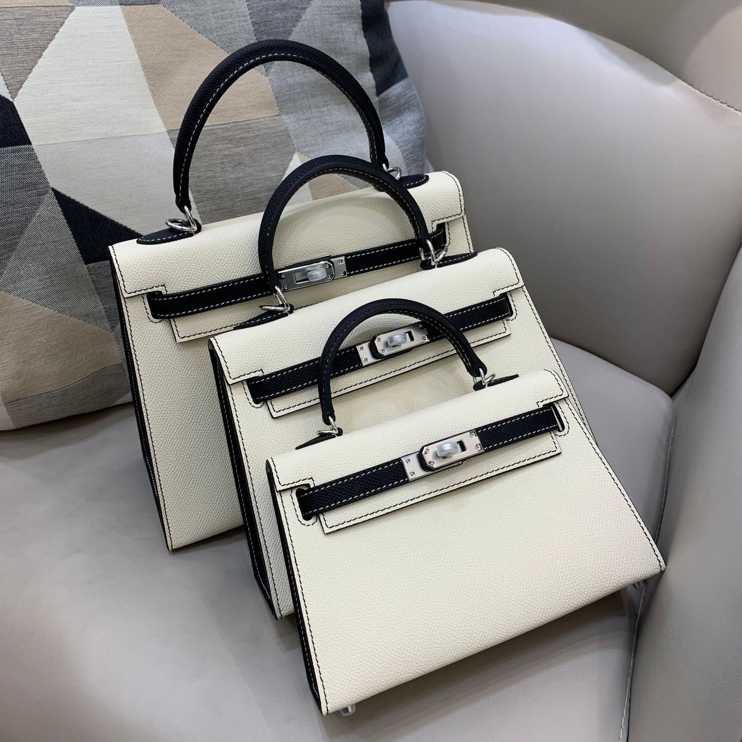 Women's Genuine Leather Color Matching Palm Print Crossbody Bags