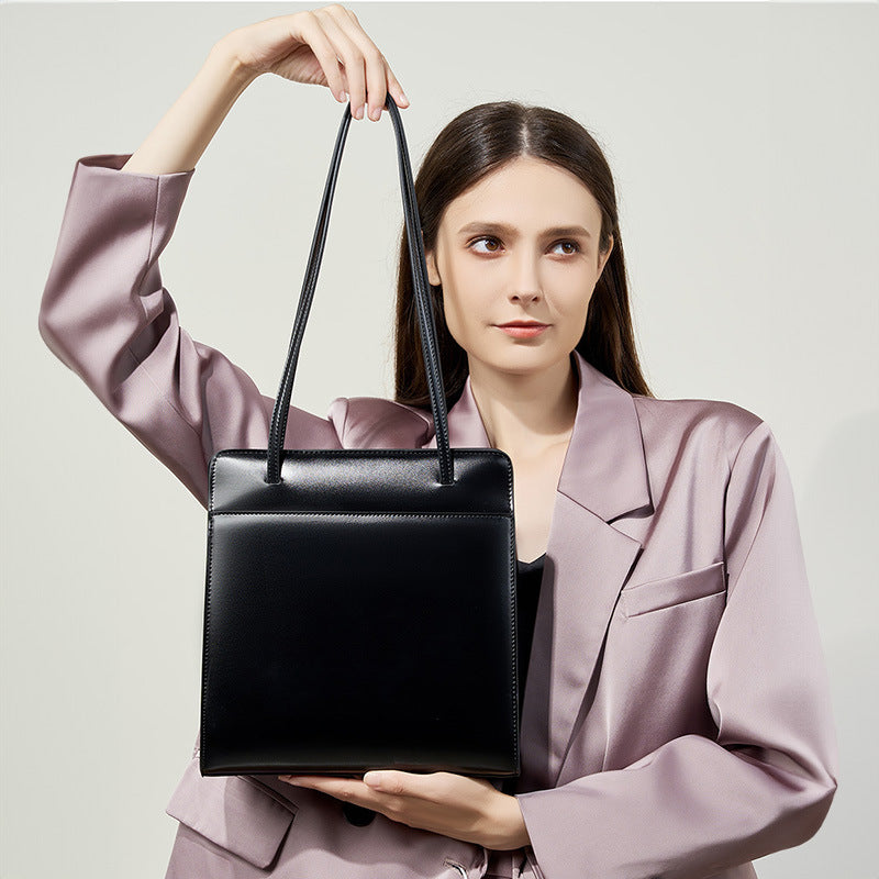 Women's Early Autumn High Sense Cowhide Retro Shoulder Bags