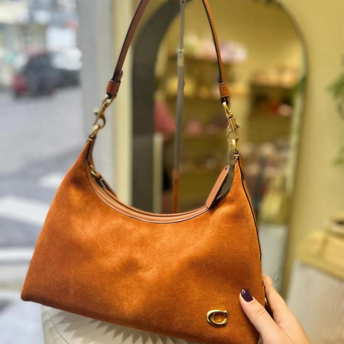 Women's Underarm Oil Wax Leather Fashion Shoulder Bags