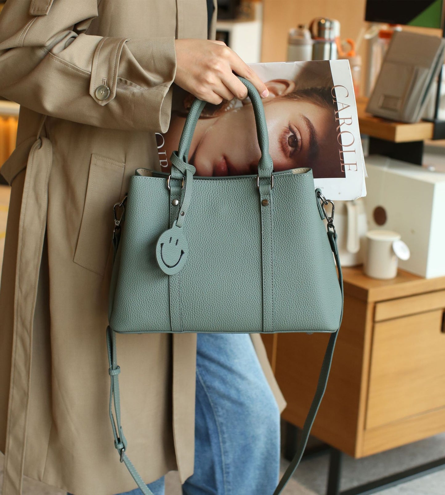 Attractive Innovative Genuine Leather Elegant Mother-in-law Handbags