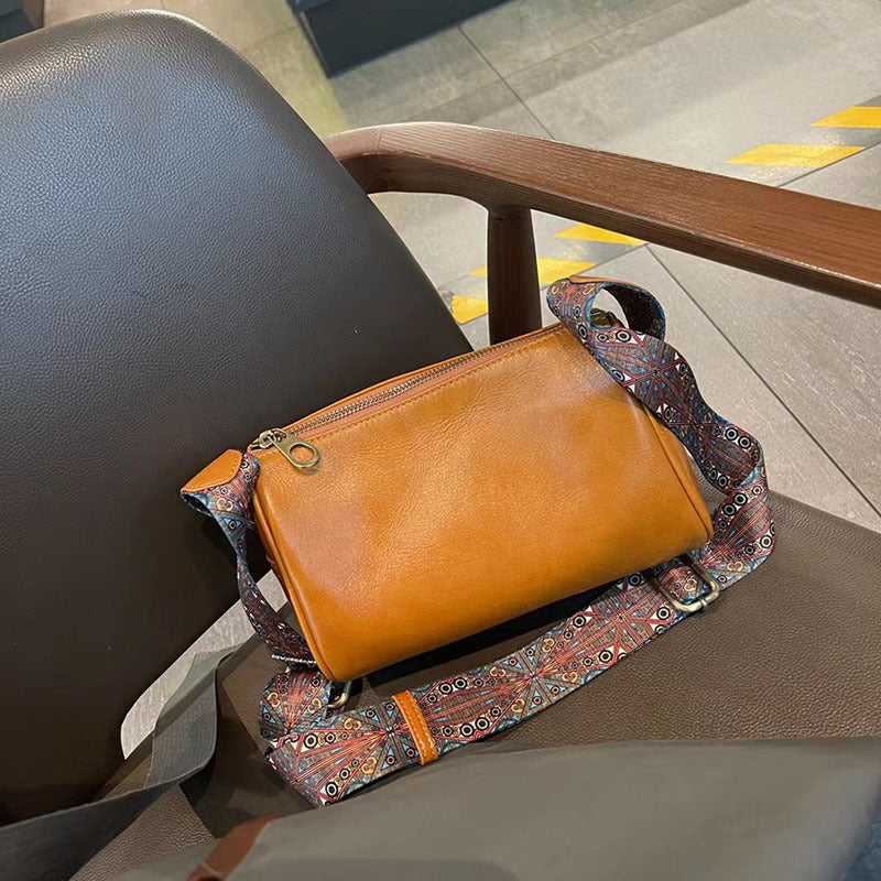 Women's Layer Cowhide Leather Pillow Fashion Retro Shoulder Bags