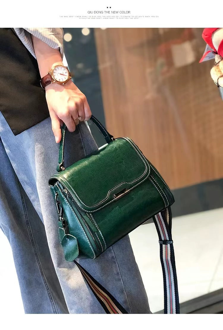 Women's Oil Wax Cowhide Versatile Retro High-grade Crossbody Bags