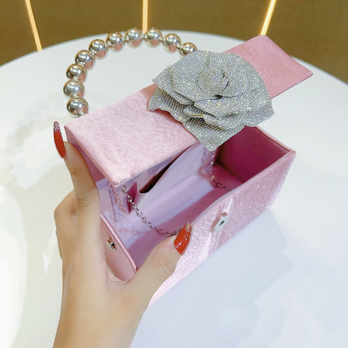 Sequins Banquet Pearl Box Clutch One Handbags