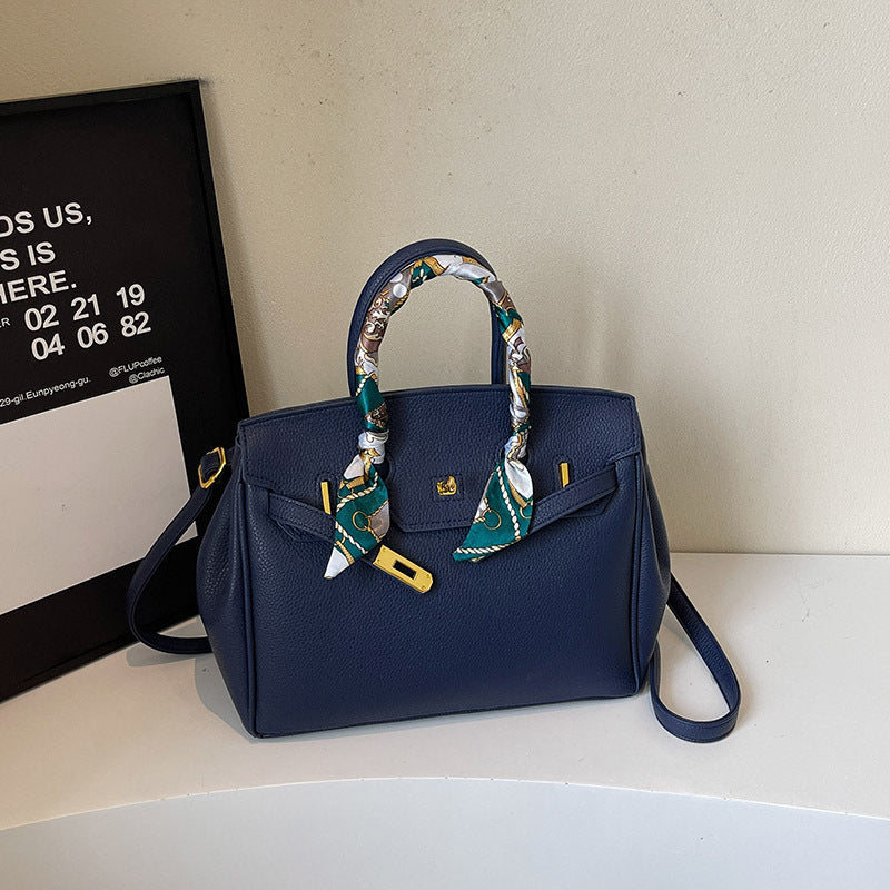 Comfortable Women's Large Capacity Fashionable High-grade Handbags