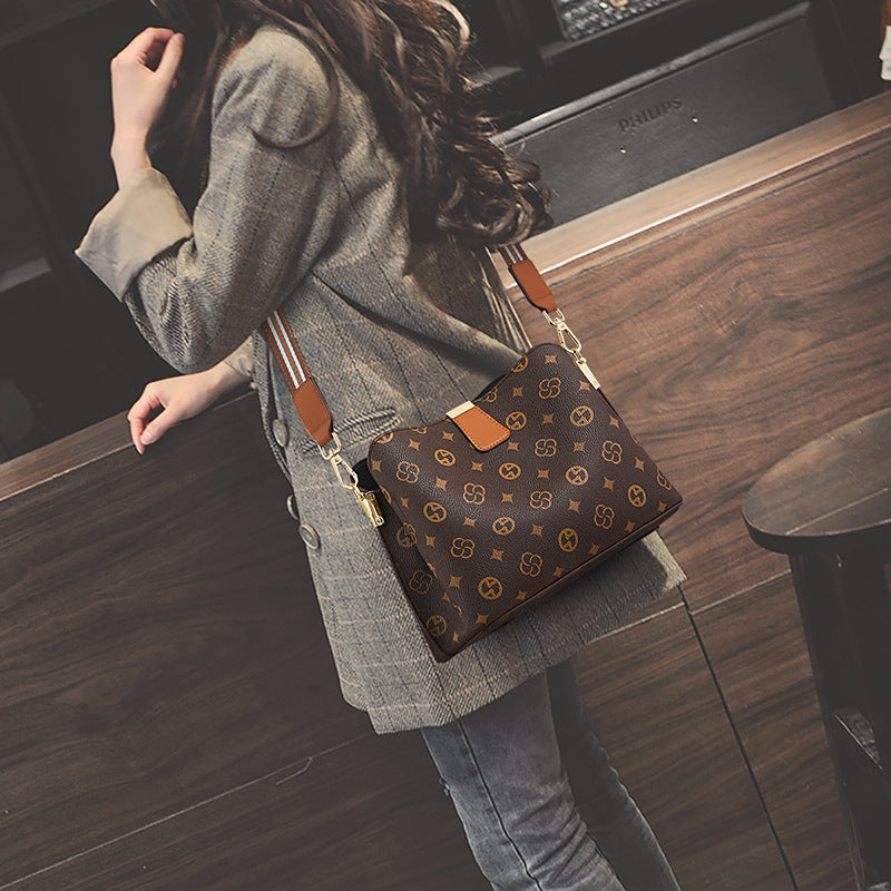 Women's Summer Fashion Large Capacity Mom Presbyopic Crossbody Bags