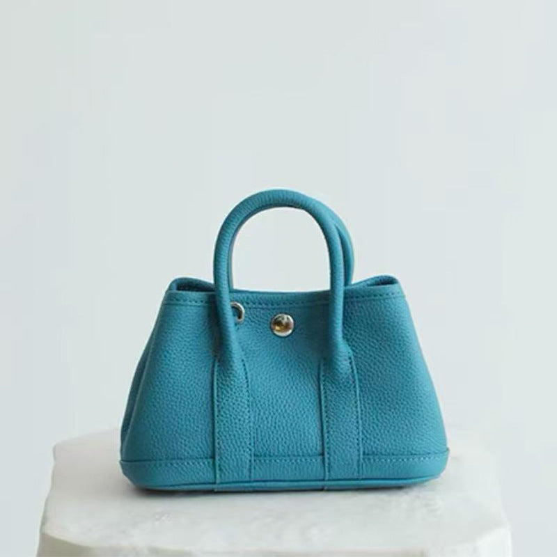 Women's Layer Cowhide Medium Genuine Leather Light Luxury Handbags