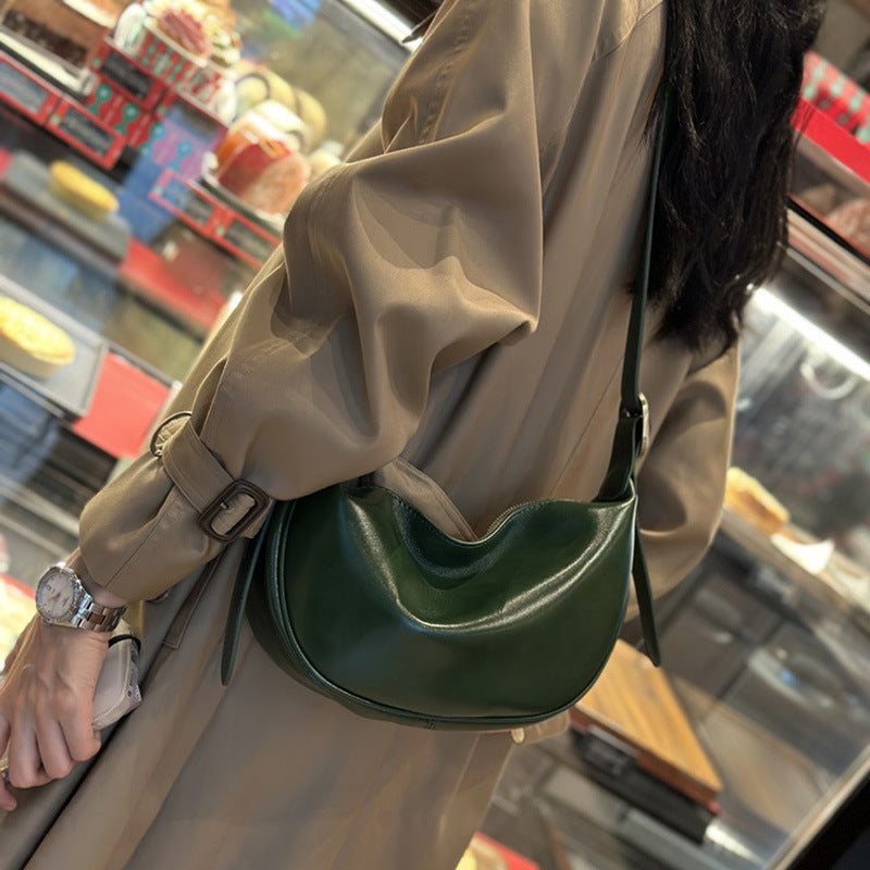 Women's Leather Fashion Underarm Dumpling Retro Commuter Armpit Bags