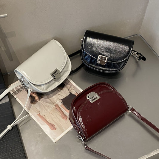 Women's Oil Wax Leather Fashion Elegant Shell Bags