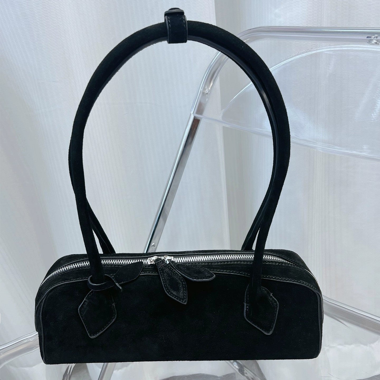 Women's Niche Cowhide French Style Sausage Retro Handbags