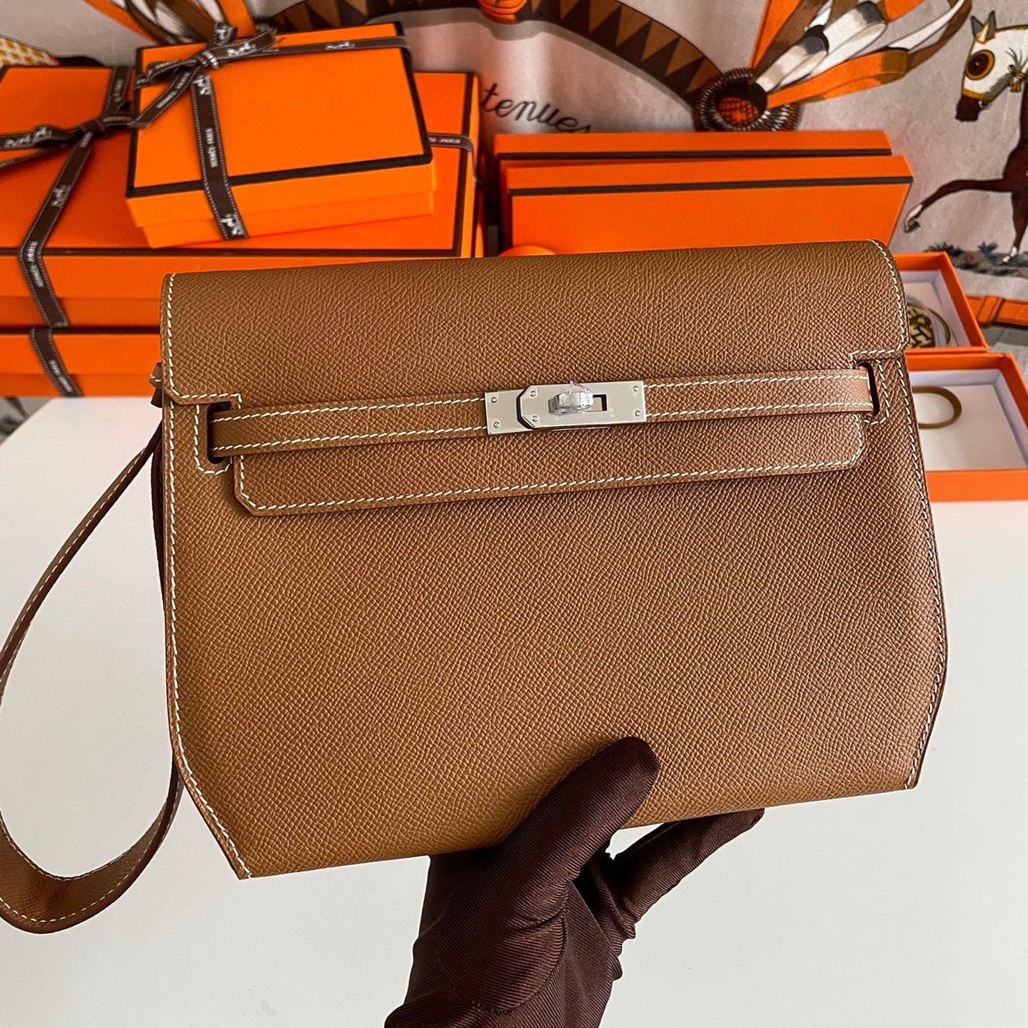 Leather Hand Palm Pattern Kelly Large Capacity Bags