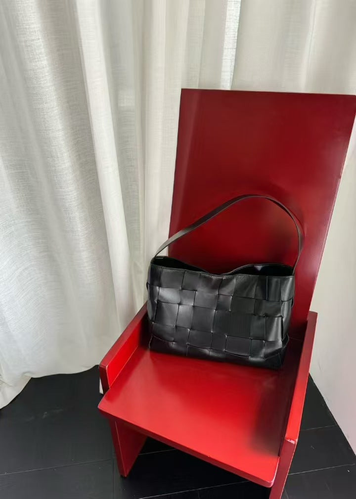 Women's Woven Design Genuine Leather Large Capacity Shoulder Bags